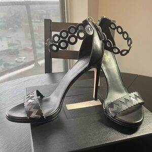 Zvelle - Calf Black Ankle Strap Heels SIZE39